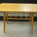 865 2032 COFFEE TABLE